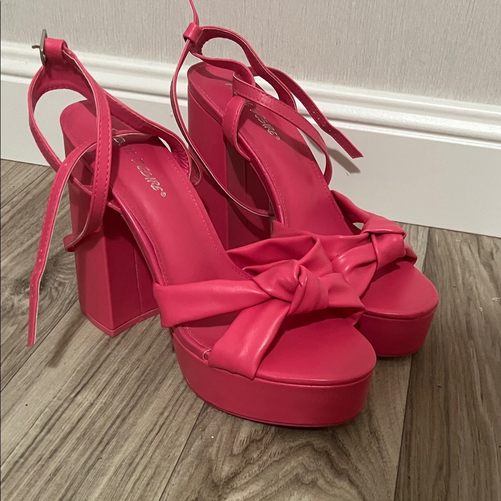 Elegant Pink Platform Heels